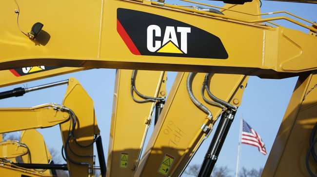 Worker Shortage Adds to Supply Chain Snags, Caterpillar CEO Says