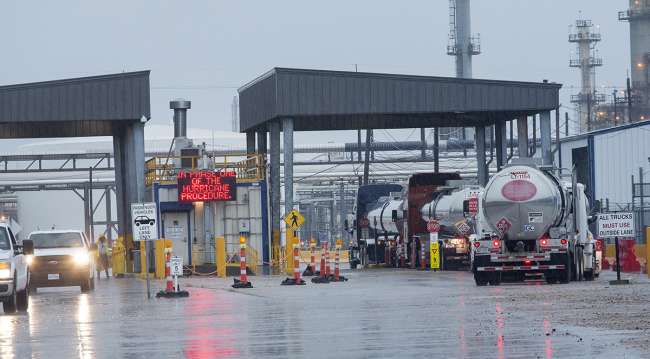 Harvey impacts Texas refinery