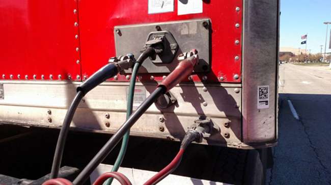 Tractor-to-trailer connections