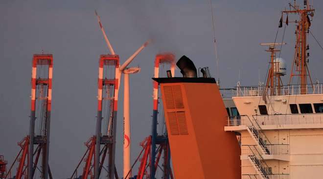 Container ship exhaust