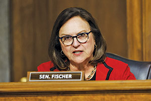 Senadora Deb Fischer (R-Neb.)