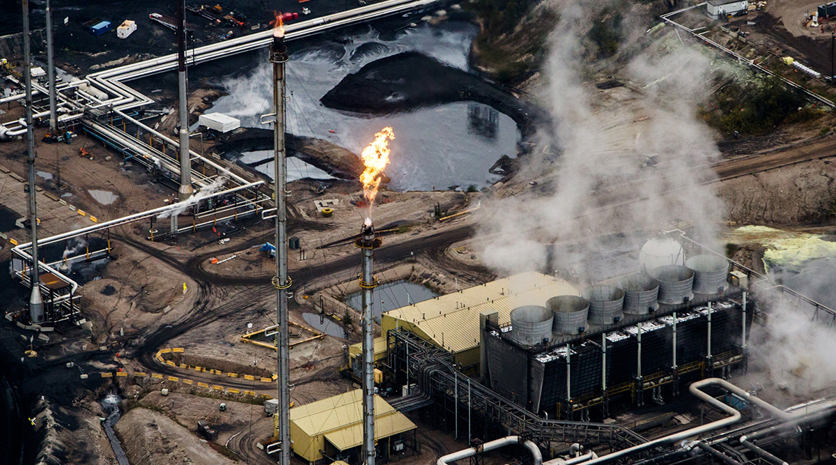 Suncor Millennium upgrader plant at the Athabasca Oil Sands near Fort McMurray, Alberta, Canada