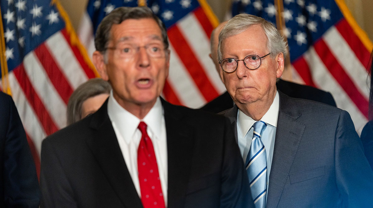 John Barrasso (left) and Mitch McConnell