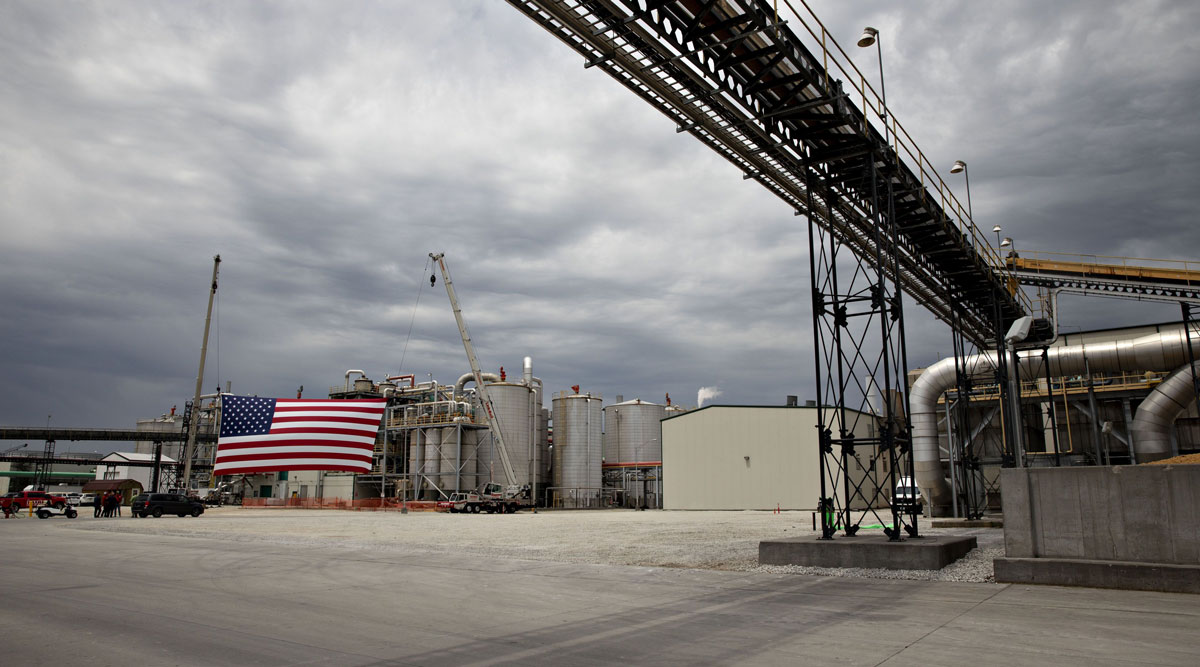 An American flag hangs on display at an ethanol facility in Iowa in June 2019. (Daniel Acker/Bloomberg News)