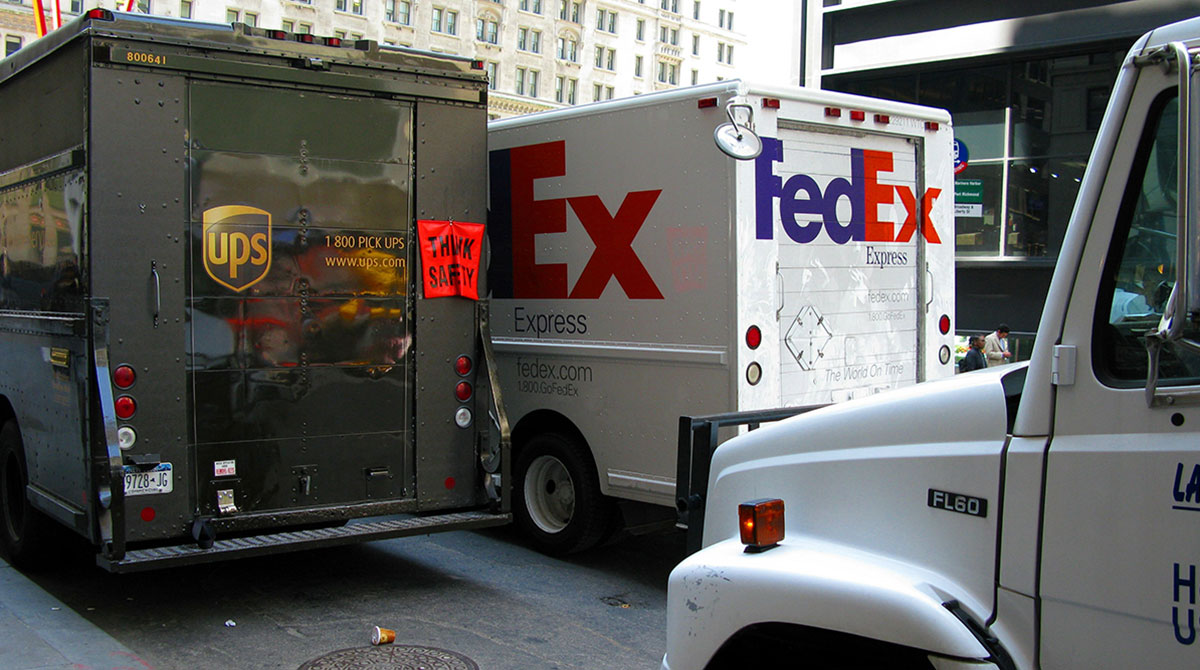 UPS and FedEx Handle Record Holiday Surge With Minimal Delays