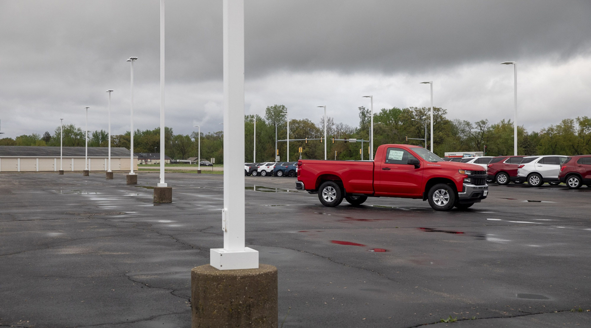 A pickup truck sits at a dealership in Illinois in May. (Daniel Acker/Bloomberg News)