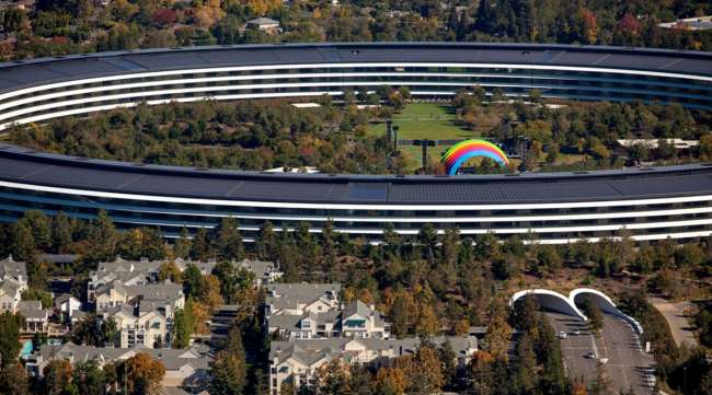 The Apple Park campus in Cupertino, Calif. (Sam Hall/Bloomberg News)