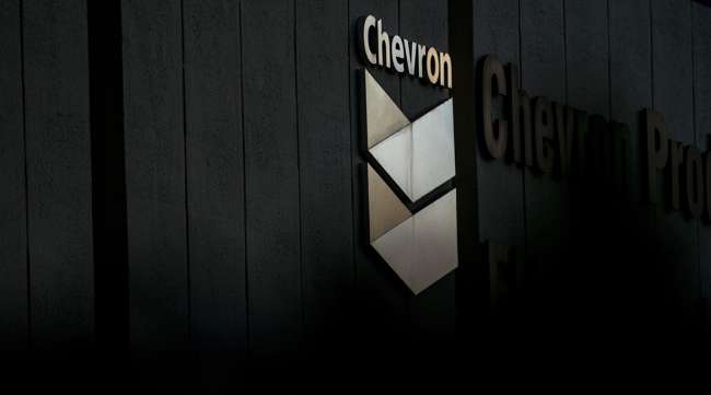 Chevron sign