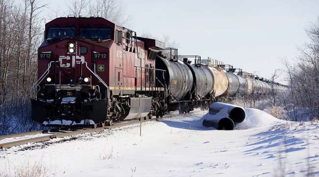 A Canadian Pacific train transporting oil leaves Hardisty, Alberta. (Bloomberg News)