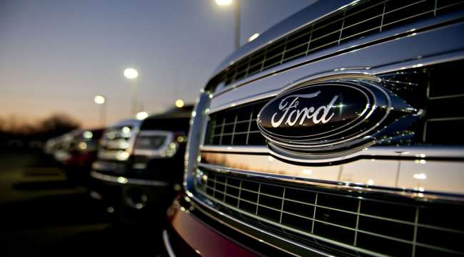 The Ford logo appears on F-150 grilles.
