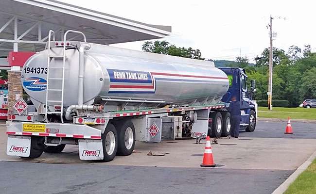 Fuel delivery at a service station