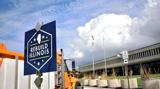 Rebuild Illinois sign