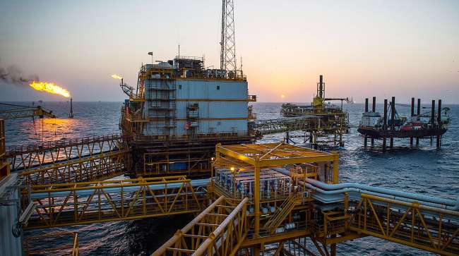 Persian Gulf oil platform