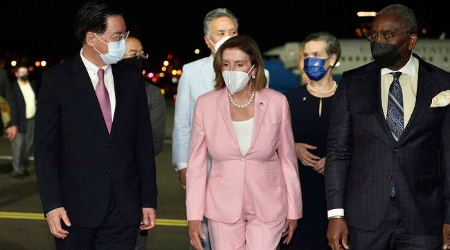 Nancy Pelosi arrives in Taiwan