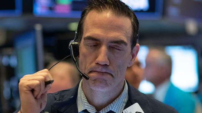 stock trader reacts