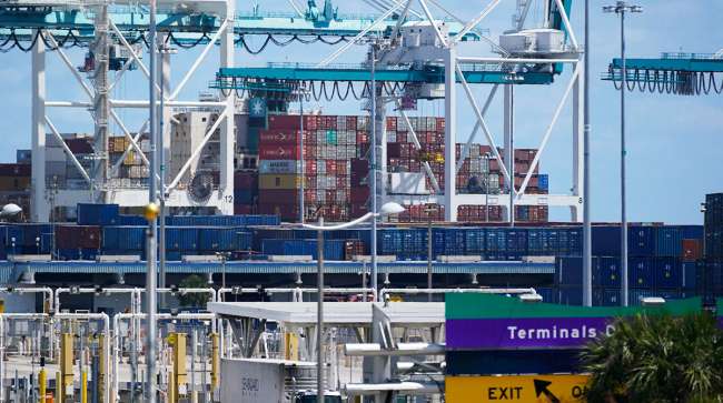 US Trade Deficit Narrows Slightly to $70.1 Billion in July