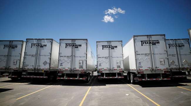 trailers lot titanium
