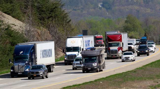 Highway traffic on Interstate 65 in Shepherdsville, Ky.