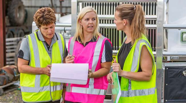 women fill a variety of roles in the freight transportation industry