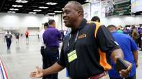 Alphonso Lewis celebrates advancing to 5-axle finals at 2022 NTDC
