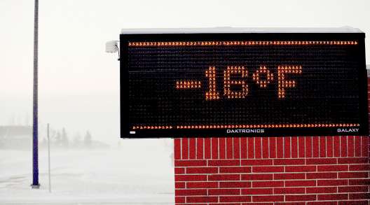 Bank sign showing -16 degrees