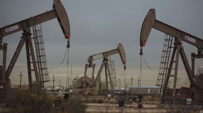 Oil pump jacks Texas